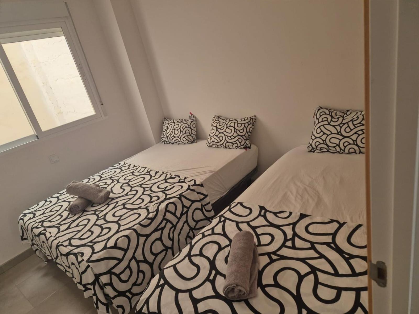 Centrum 4 Alicante Zewnętrze zdjęcie